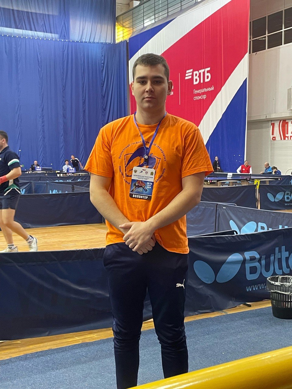 Студенты гр. 20ИПО1 (куратор - Н.В. Семина) на Чемпионате по настольному теннису. Баранов И., Беднов А., Дойкин И., Ирушкин И., Конкин Е., Красильников А., Митрошин И., Носкова А., Тишкин Д. - волонтёры Чемпионата